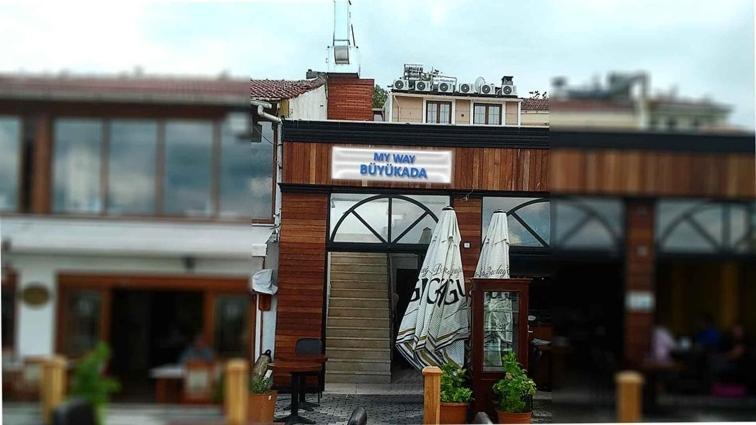 My Way Terrace Hotel 아달라르 외부 사진